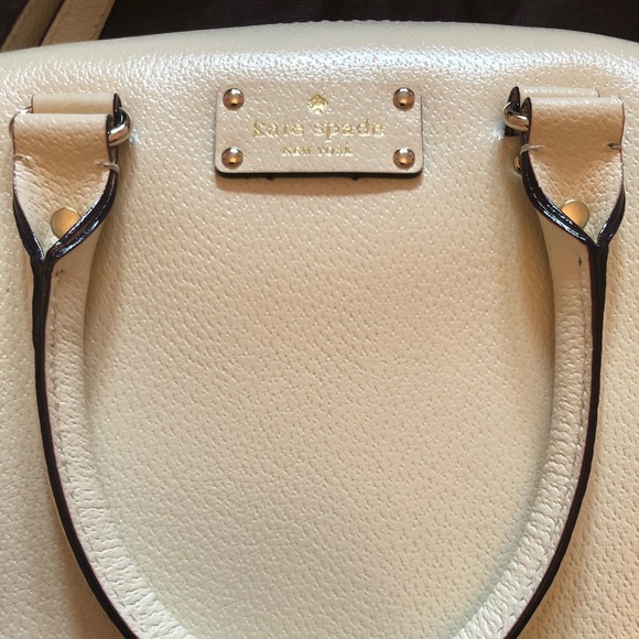 Kate Spade Cream Purse - Picture 5 of 11